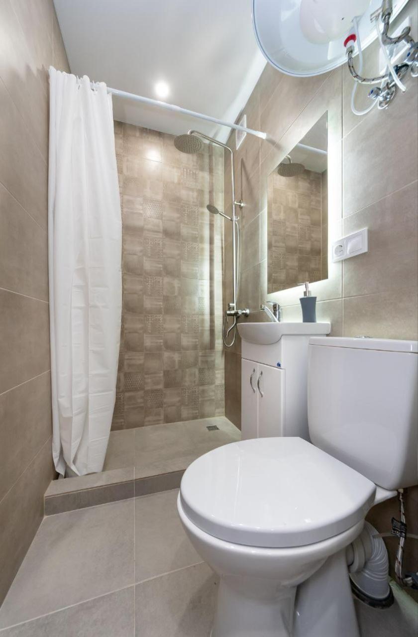 Apartment панорамний краєвид на озеро Kyiv